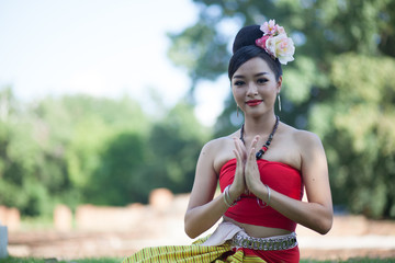 asian women in traditional costume of thailand southeast asia