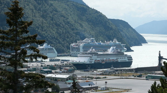 Cruise ships in Skagway Alaska P HD 8757