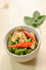 Spicy stir fried pork with red curry paste and Yard Long bean, T