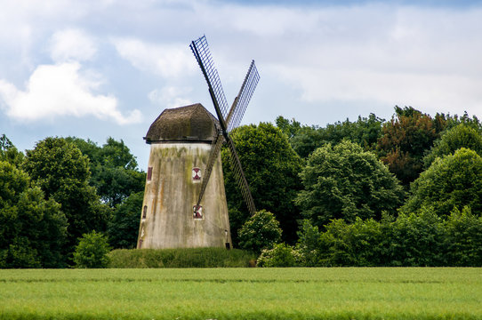 Pesch - Windm&uuml;hle