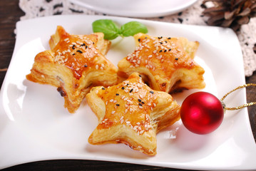 star shaped puff pastries with mushroom fiiling for christmas
