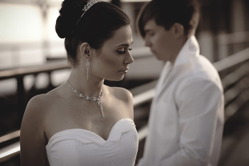 Naklejka premium bride and groom, retro