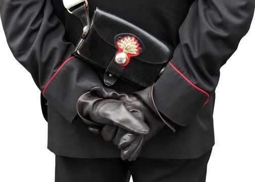 carabiniere,dettaglio divisa con guanti, stemma e bandoliera
