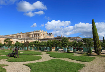 Obraz premium Château de Versailles vu de l'orangerie