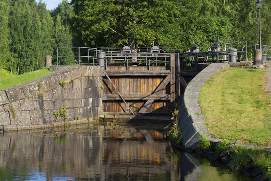 Створ шлюза старинной части Сайменского канала. Финляндия