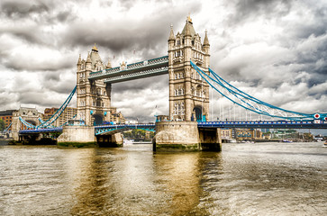 Tower Bridge, Historical Landmark in London