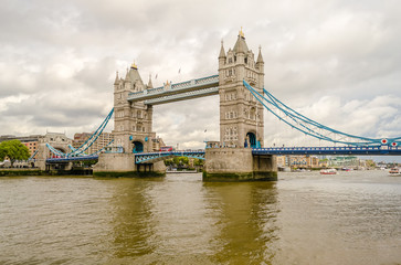 Fototapeta na wymiar Tower Bridge, Historical Landmark in London