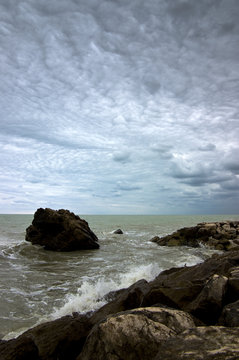 Lungomare roccioso di Pedaso