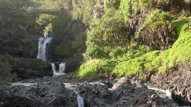 Maui Seven Pools falls bridge mist Hawaii waterfall HD