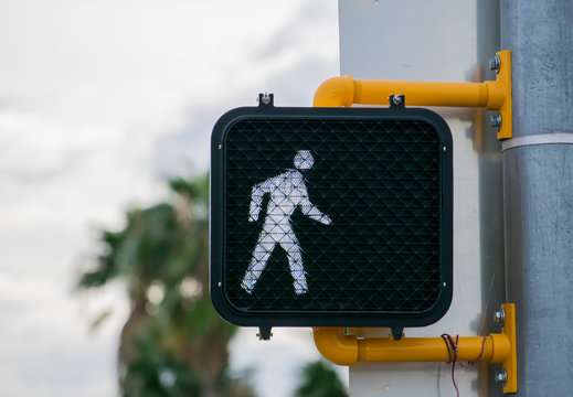 Human Figure Walking Street Sign Stock Illustration - Download Image Now -  Pedestrian Crossing Sign, Crosswalk, Road Sign - iStock