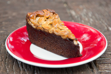 Cashews toffee cake