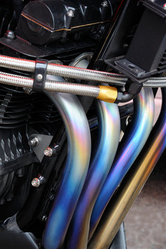 moto, collecteur d&rsquo;&eacute;chappement