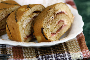 Biscuit roll with stuffing