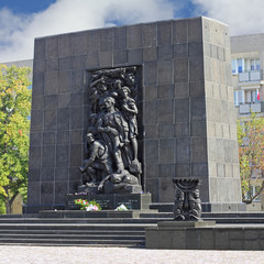 Denkmal der Helden des Ghettos in Warschau