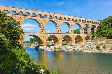 Cercles muraux Pont du Gard Aqueduc du Pont du Gard - le plus haut d& 39 Europe
