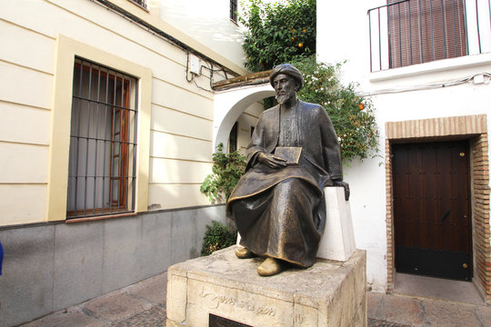 Cordoue / Statue de Maimonides (Espagne)