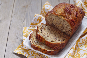 Banana bread with pecan
