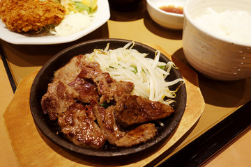 カットステーキ