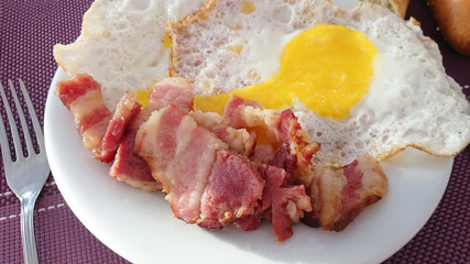 oeufs et bacon 19102015