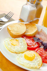 Fried eggs