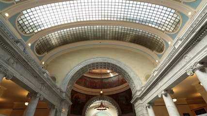 Utah State Capital inside tilt down to rotunda HD 4752 - Powered by Adobe