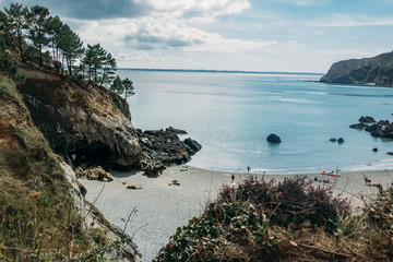 Traumstrand mit wilder Natur / Insel