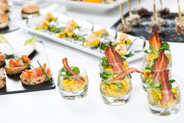 Fingerfood-Buffet in der Gastronomie