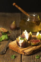Figs, cheese and honey