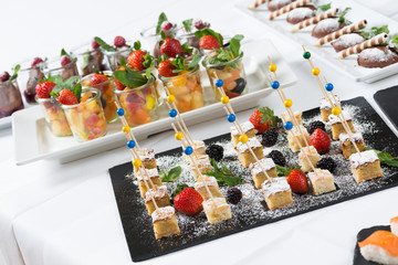 Fingerfood-Buffet in der Gastronomie