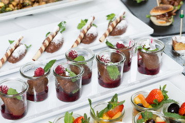 Fingerfood-Buffet in der Gastronomie
