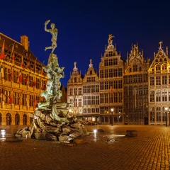 Foto op Canvas City Hall and Brabo Fountain at Grote Markt, Antwerp © Rostislav Ageev
