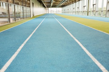 Fototapeta na wymiar Indoor running track