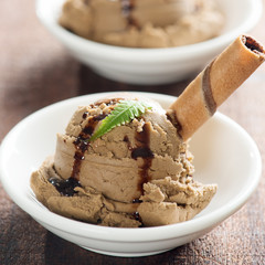 Coffee ice cream