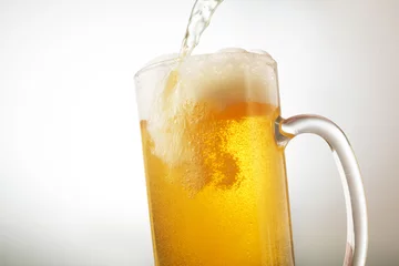 Cercles muraux Bière Bière en verre