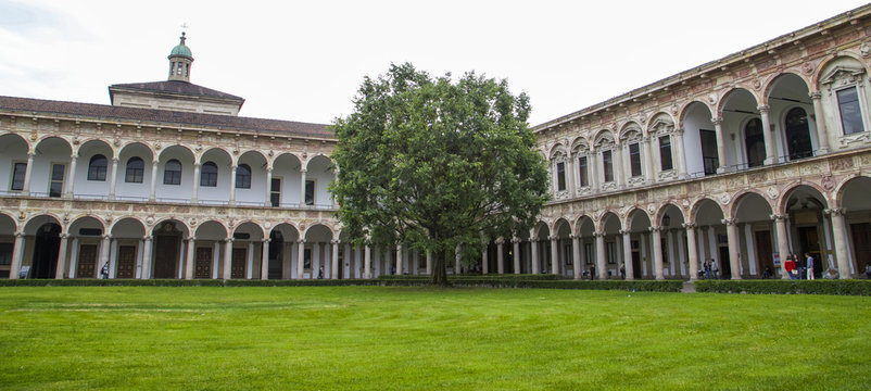 Universit&agrave;