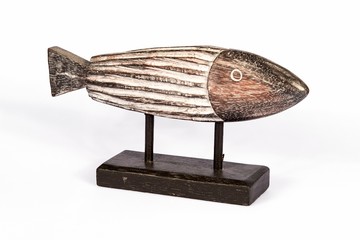 Pesce di legno