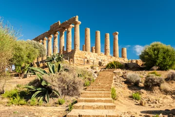 Papier Peint photo autocollant Rudnes The temple of Juno, in the Valley of the Temples of Agrigento