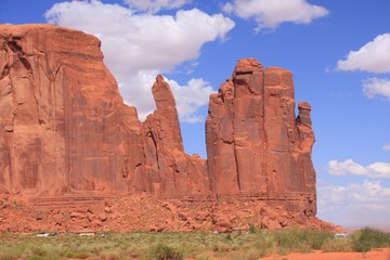 gros rocher à Monument valley