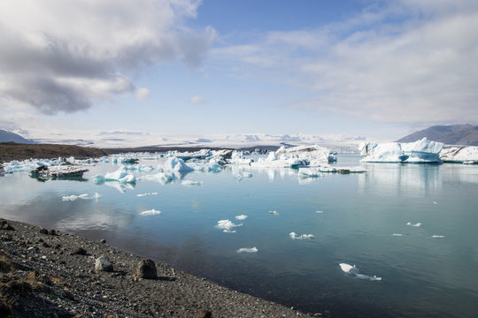 Panorama della laguna glaciale di Jokulsarlon, Islanda