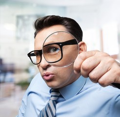 Magnifying Glass.