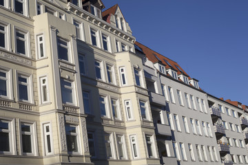 Obraz na płótnie Canvas Fassade eines Altbaugebäudes in Kiel, Deutschland