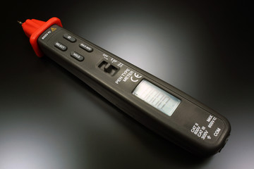 Pen type digital multimeter