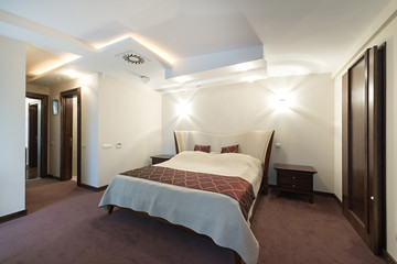 Fototapeta na wymiar Luxury bedroom interior