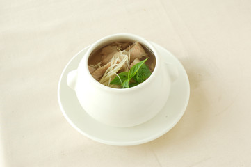 Spiced sliced pork soup.
