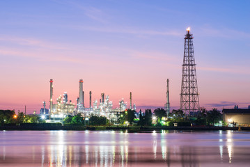 Fototapeta premium Oil refinery along the river.