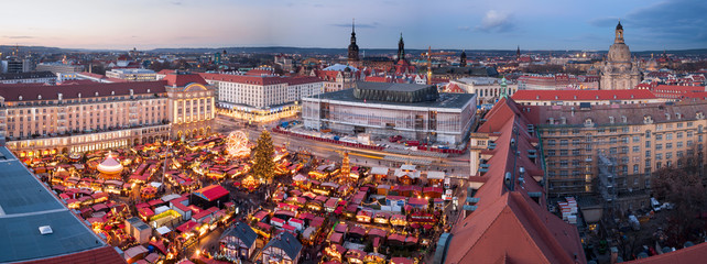 Weihnachten in Dresden - obrazy, fototapety, plakaty