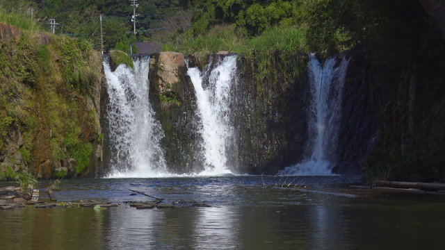 坂井出の滝
