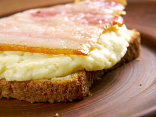 Gerber sandwich