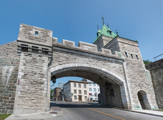 Fototapeta na wymiar Porte Kent (La porte Kent) Québec City Québec Canada