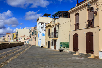 Fototapeta na wymiar Alghero op Sardinië, centrum oude stad